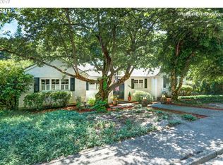 555 Atwater Rd, Lake Oswego, OR 97034