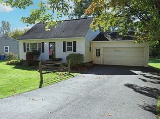 3684 Warners Rd, Syracuse, NY 13209