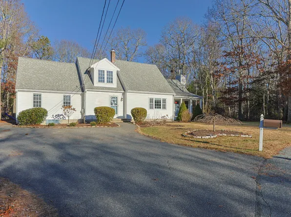30 Flicker Lane, Marstons Mills, MA 02648