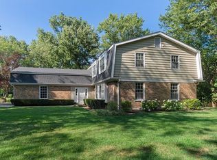 206 Landis Ln, Deerfield, IL 60015