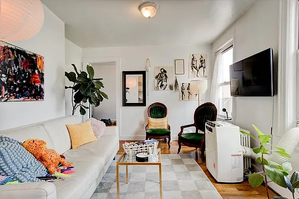 Rented by Compass | media 14