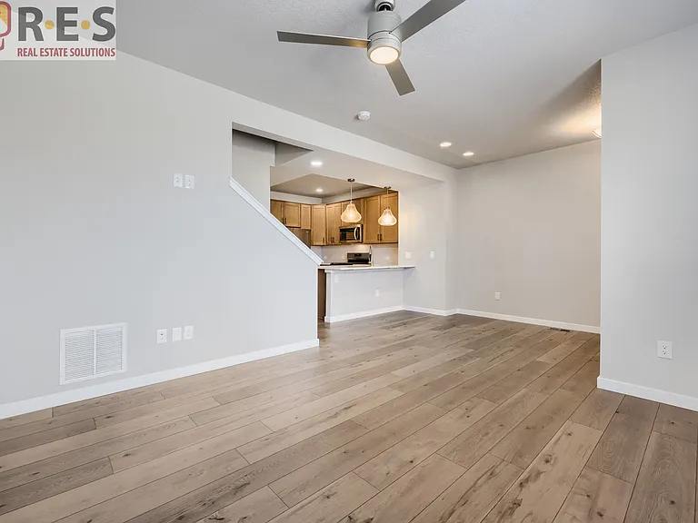 3659 Levy Park Dr — Photo 3