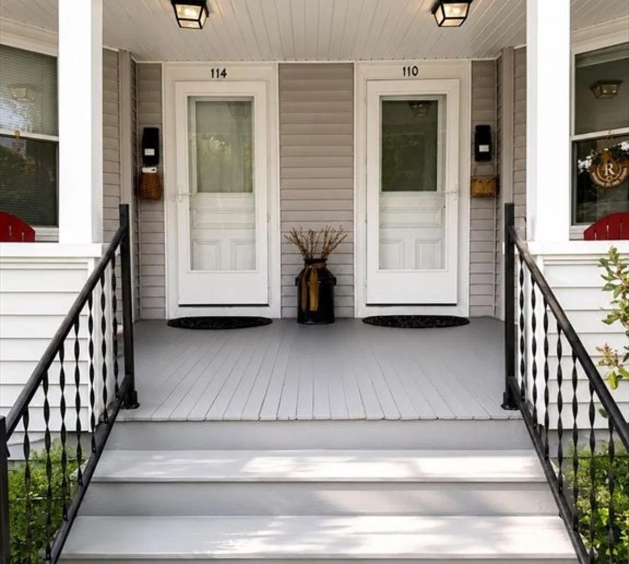 3 bed, 1200 sqft, $2,300 — Photo 2
