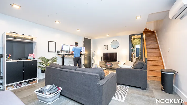 Rented by Nooklyn NYC LLC | media 27