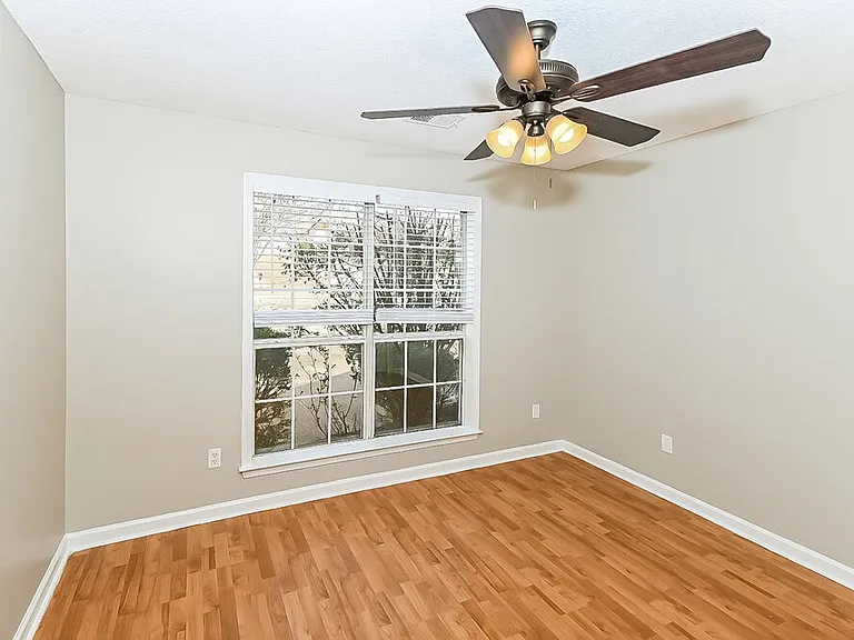 1236 Biloxi St — Photo 14