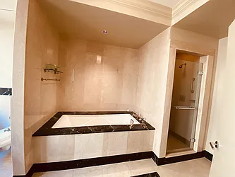 Rented by Metropolis Real Estate of Manhattan