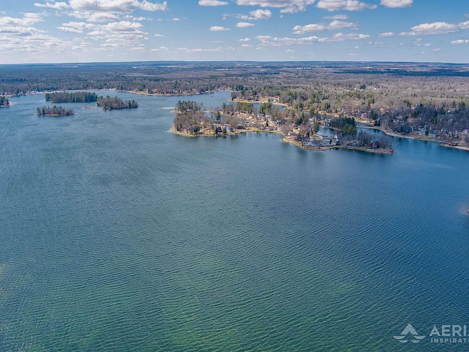 2973 N Ogemaw Trl, West Branch, MI 48661 Zillow