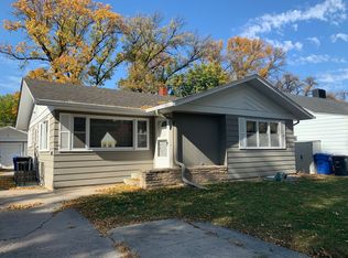 1418 12th St N UNIT A, Fargo, ND 58102