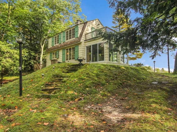 3595 Old State Rd, Frankfort, MI 49635