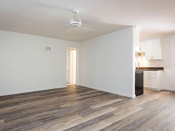 5th image of 863 Sapphire St APT 4