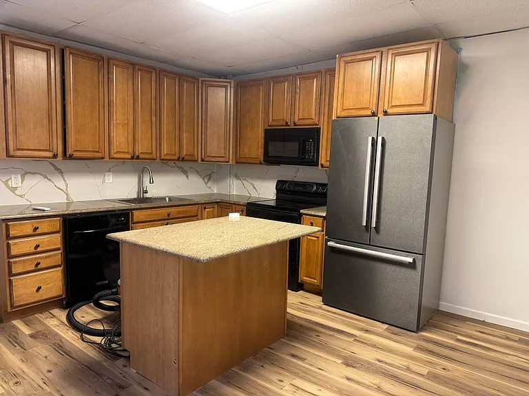 2321 Arctic Ave #1 — Photo 11