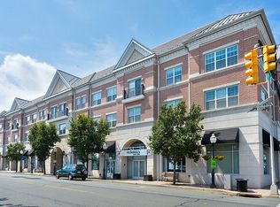 1 S Ave E #205E, Cranford, NJ 07016