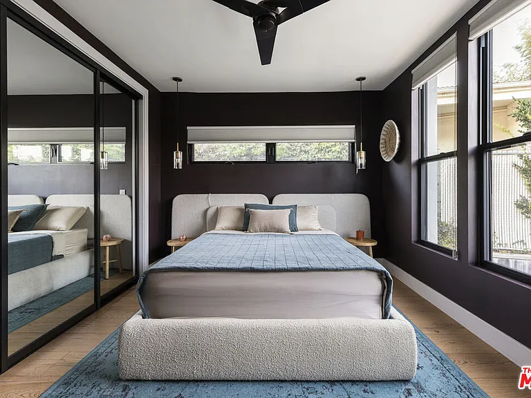 2715 Edwin Pl — Photo 34
