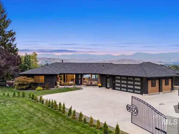 3200 N Mountain View Dr, Boise, ID 83704