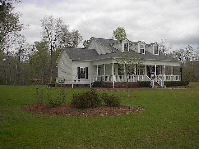 Front left corner of lot from road