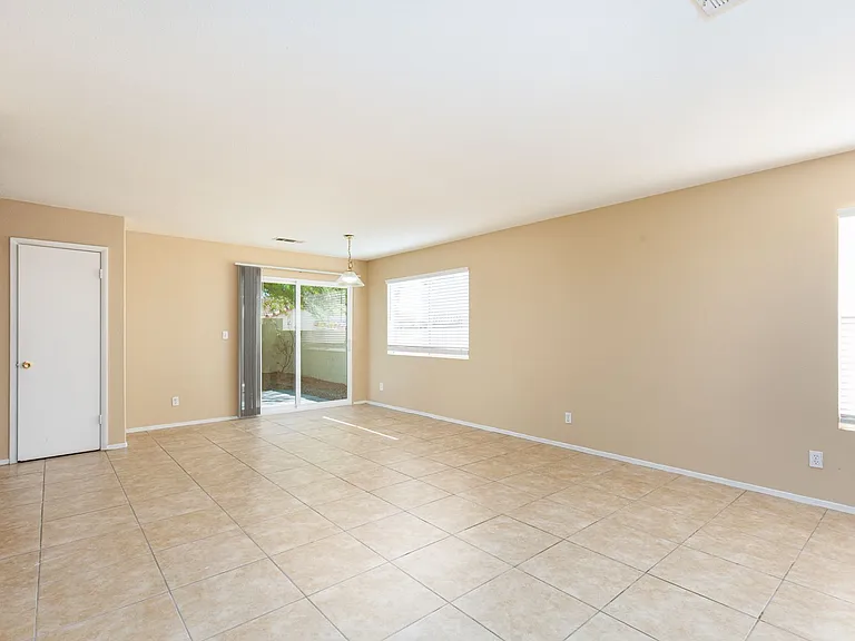 8348 Granite Peak Ct — Photo 9