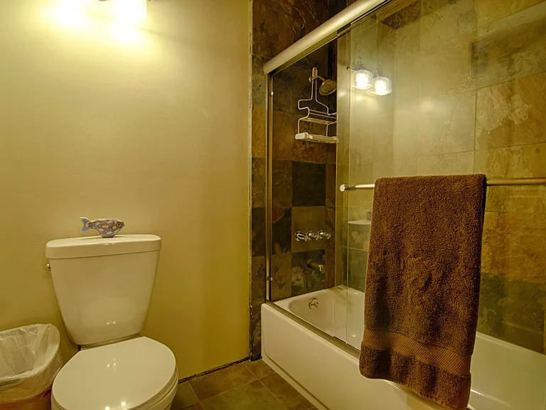 1001 Commonwealth Dr #87 — Photo 21