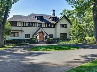 31 Midwood Ter, Madison, NJ 07940