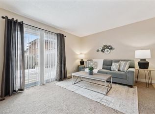 31 Greengate Rd #205, Guelph, ON N1H 6R3
