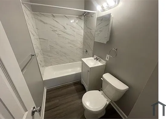 3 bed, $2,000 — Photo 4