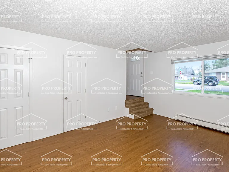 1607 Empire Ave #3 — Photo 4