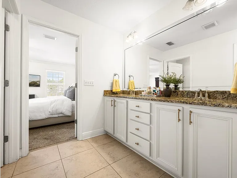 120 Mosaic Oaks Cir — Photo 33