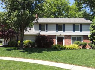 2133 Courtleigh Ln, Chesterfield, MO 63017