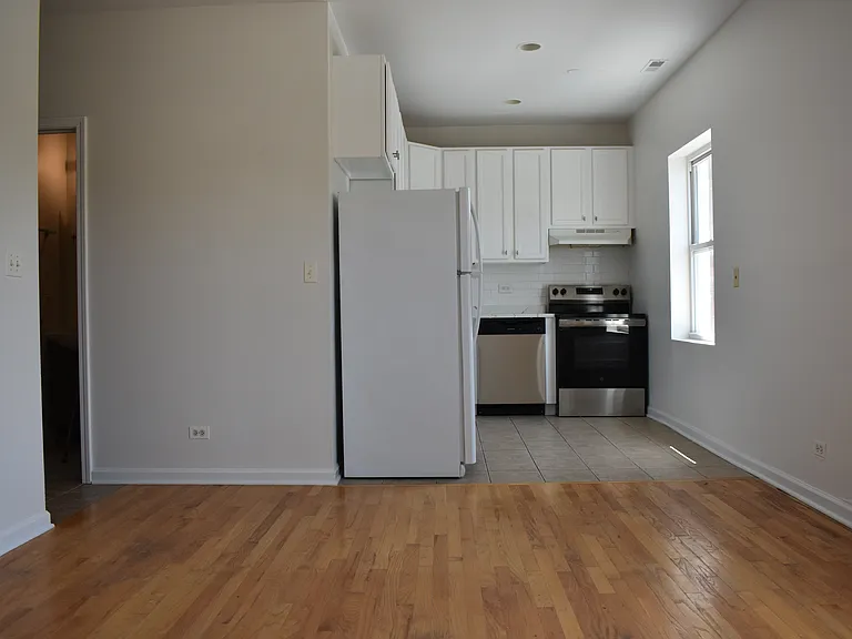 3906 W Belmont Ave #2 — Photo 7