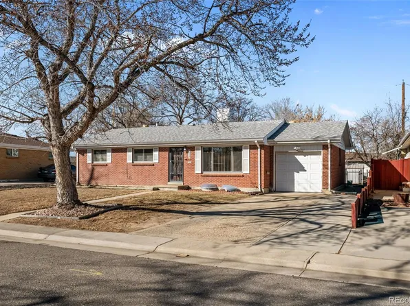 3219 Uvalda Street, Aurora, CO 80011