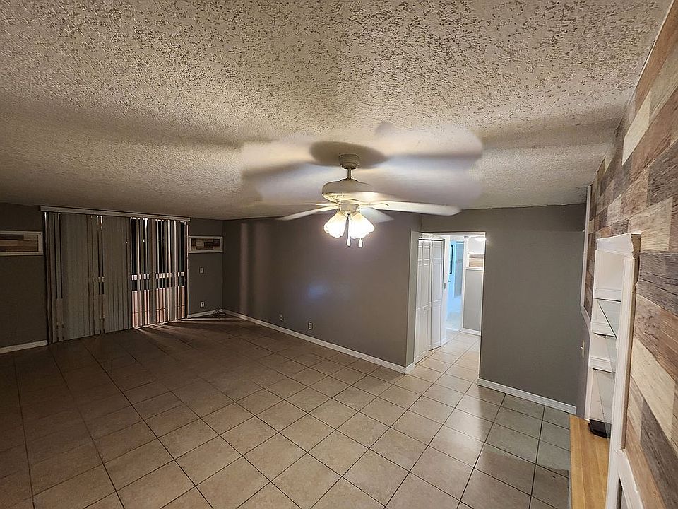 1st image of 2830 Somerset Dr APT 117N