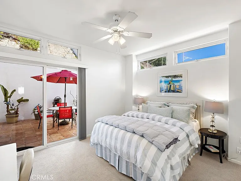 1050 Skyline Dr — Photo 18