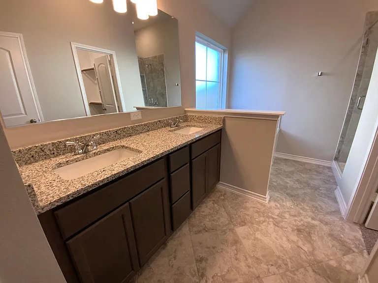 5208 Leaning Tree Dr — Photo 8