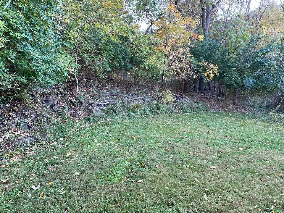 2 bed, 990 sqft, $1,400 — Photo 3