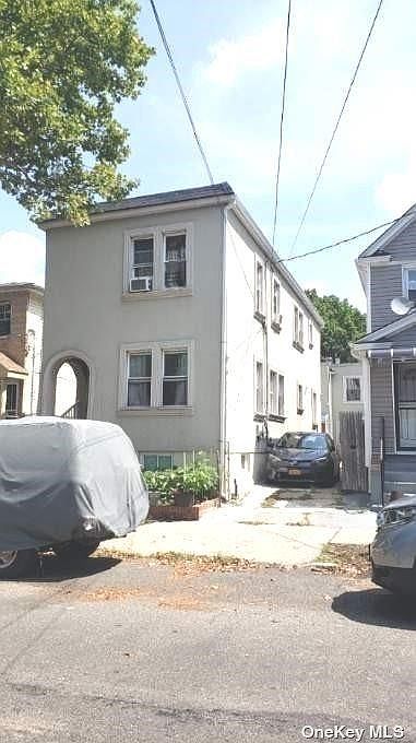 1st image of 10927 156th St