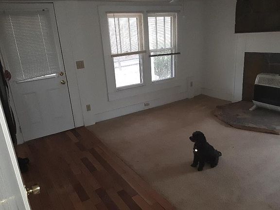 Living Room Friend waiting for your arrival