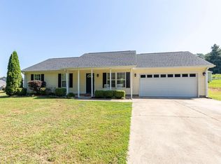 132 Marlowe Ln, Lyman, SC 29365