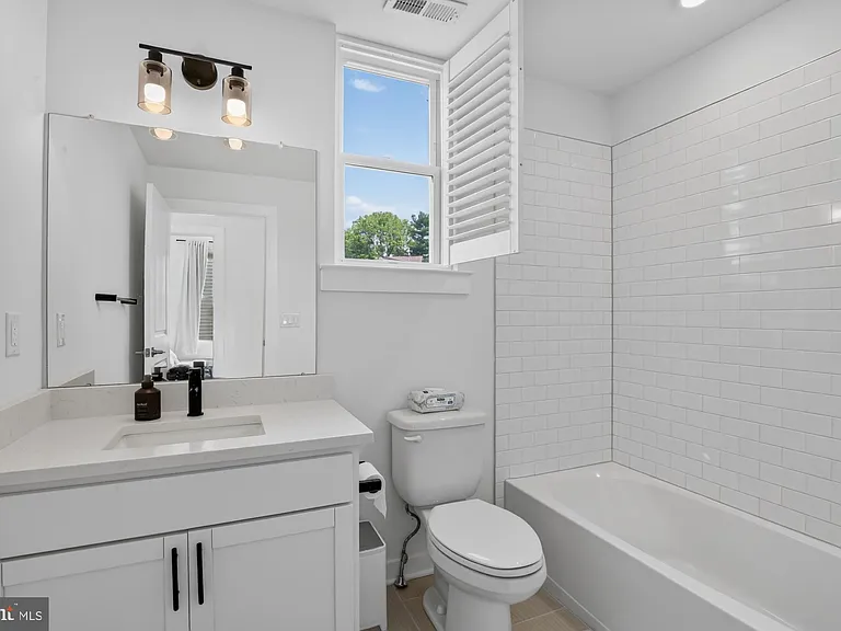 7354 Ridge Ave #27 — Photo 29