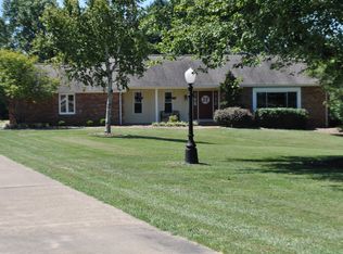 319 Western Hills Dr, Mount Vernon, IN 47620