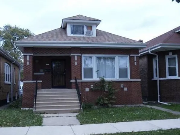 5729 S Campbell Ave, Chicago, IL 60629