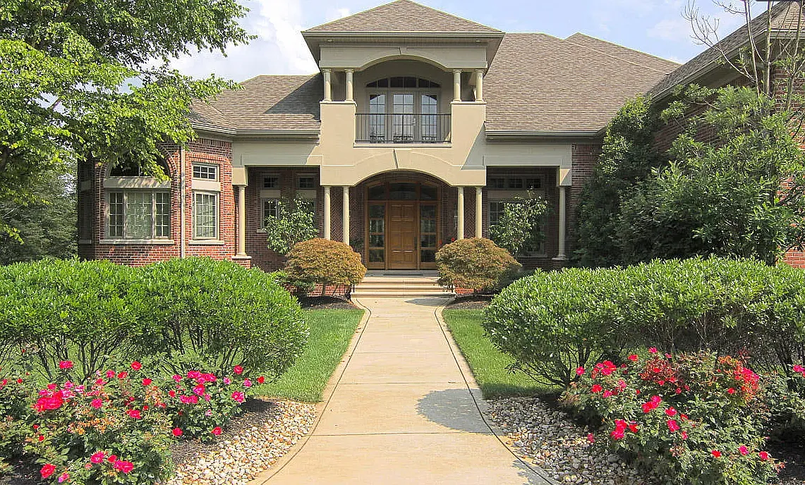 Building Photo - 13204 Longwood Ln
