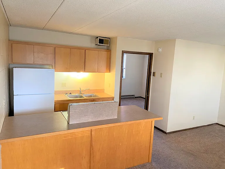 422 N Cedar Ave — Photo 15