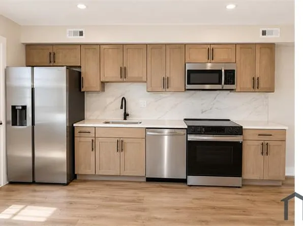1274 Meigs Pl NE APT 3, Washington, DC 20002