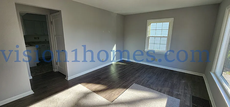 3 bed, 1327 sqft, $1,450 — Photo 3