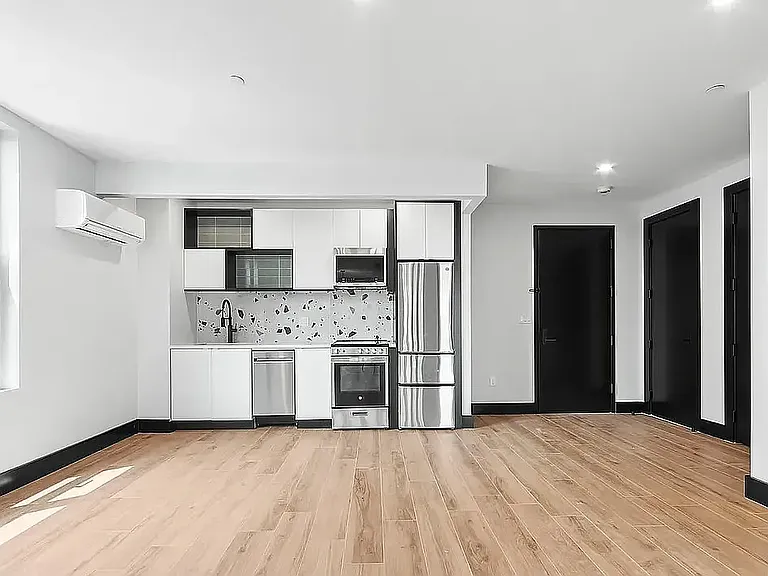 816 New York Ave #2C — Photo 3