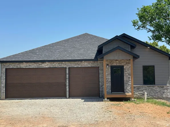 201 Melton Way, Cassville, MO 65625