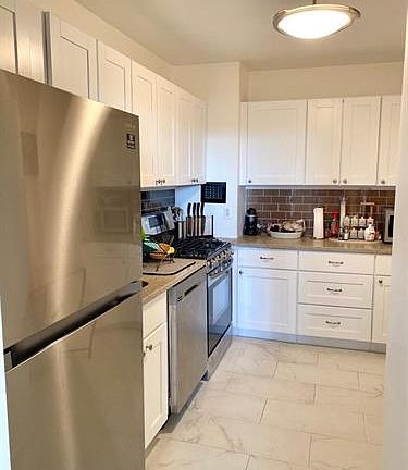 5th image of 4242 E West Hwy APT 817
