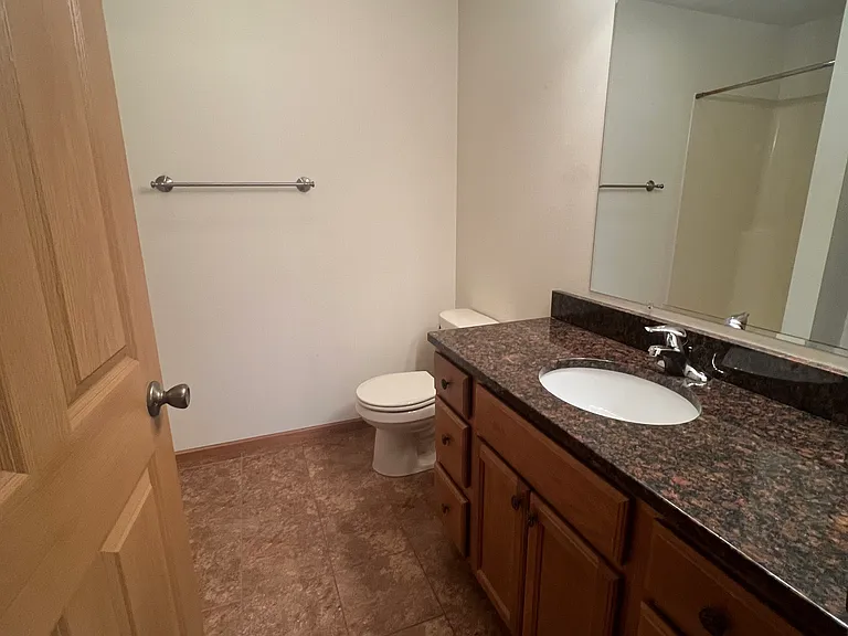 241 N Willson Dr #B — Photo 7