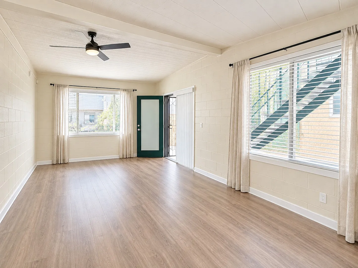 1 bed, 600 sqft, $2,080 — Photo 2