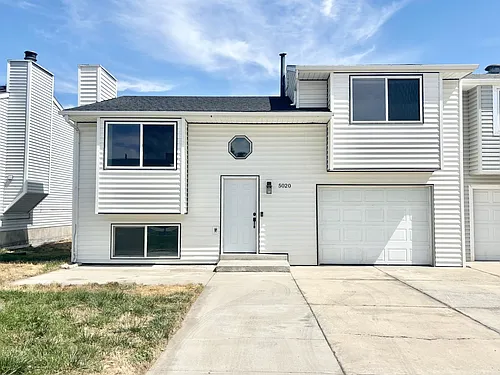 5020 W 6515 S Photo 1