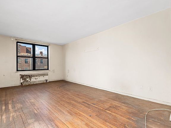 5th image of 38-15 149th St #1V
